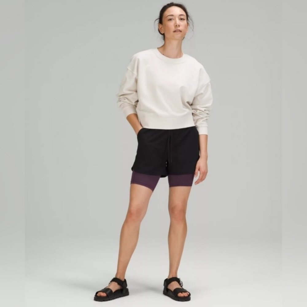 Lululemon Softstreme Perfectly Oversized Cropped Crew Size 4 ptp 24